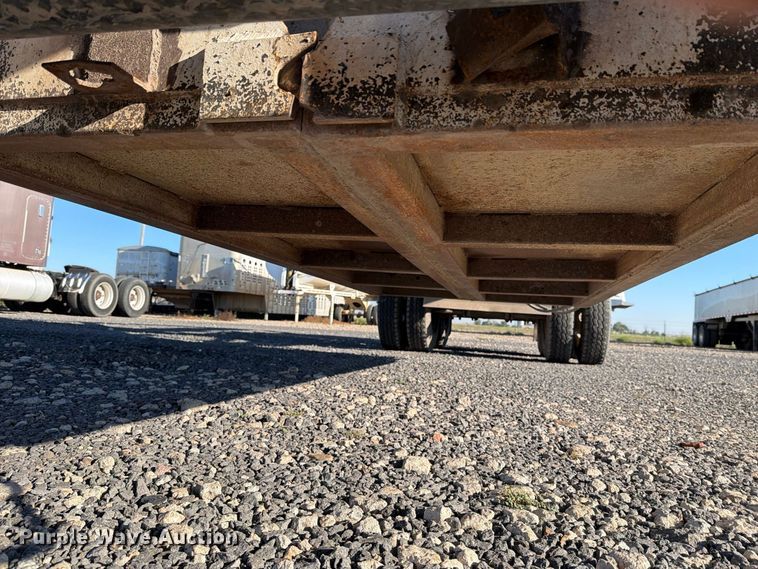 image for item DV8709 2012 Leach bottom dump trailer