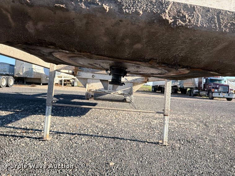 image for item DV8709 2012 Leach bottom dump trailer