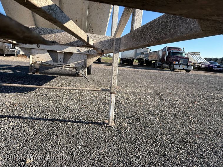 image for item DV8709 2012 Leach bottom dump trailer