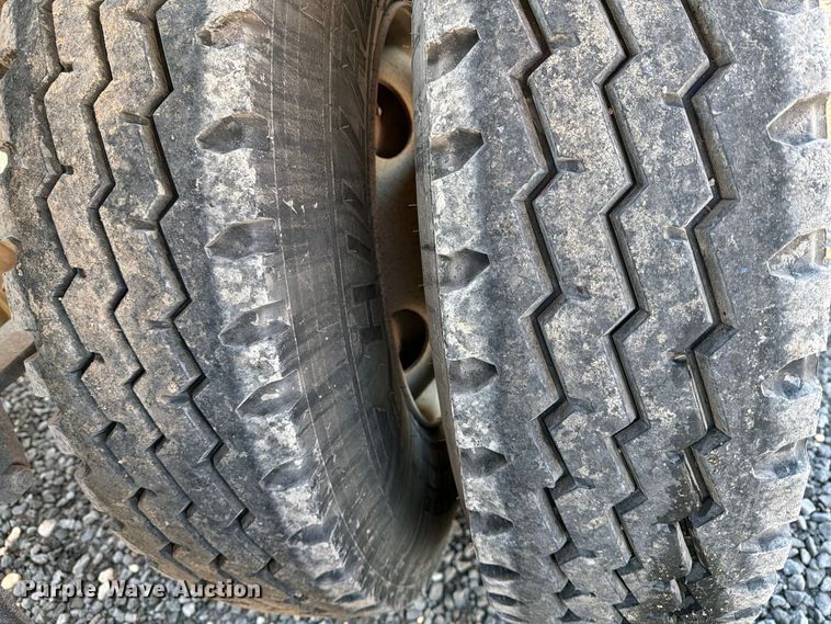image for item DV8709 2012 Leach bottom dump trailer
