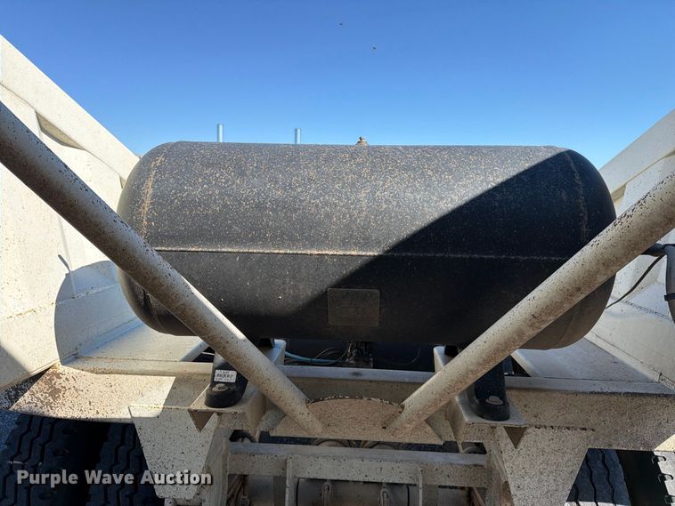 image for item DV8710 2023 Armor Lite Trailer bottom dump trailer