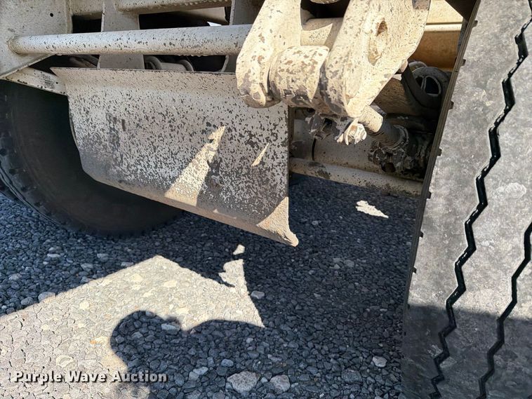 image for item DV8710 2023 Armor Lite Trailer bottom dump trailer