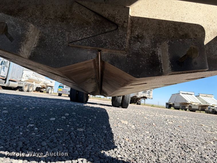 image for item DV8710 2023 Armor Lite Trailer bottom dump trailer