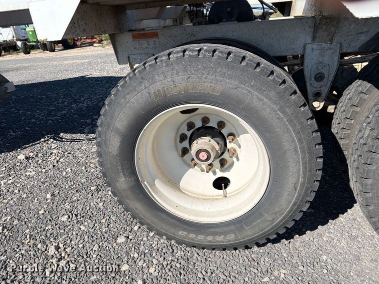 image for item DV8710 2023 Armor Lite Trailer bottom dump trailer