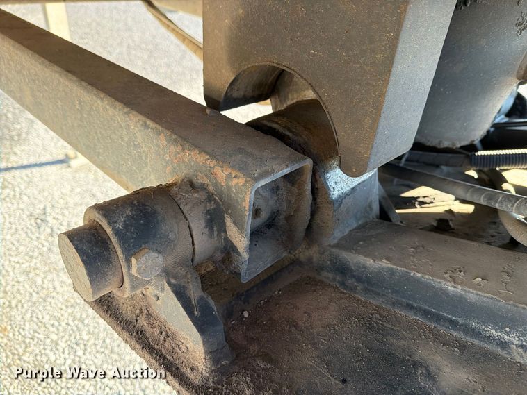 image for item DV8711 2000 Vantage end dump trailer