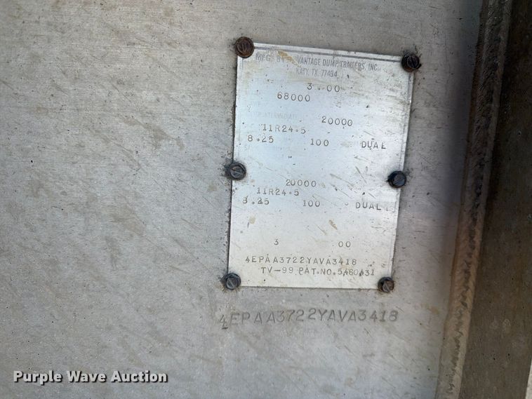 image for item DV8711 2000 Vantage end dump trailer