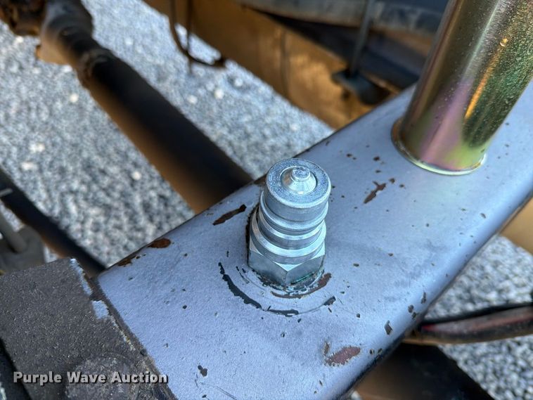 image for item DV8712 1996 Peterbilt 379 semi truck