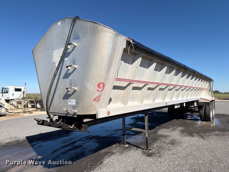 image for item DV8713 1994 Vantage SV96 end dump trailer