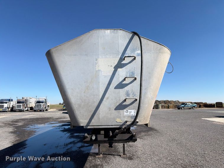image for item DV8713 1994 Vantage SV96 end dump trailer