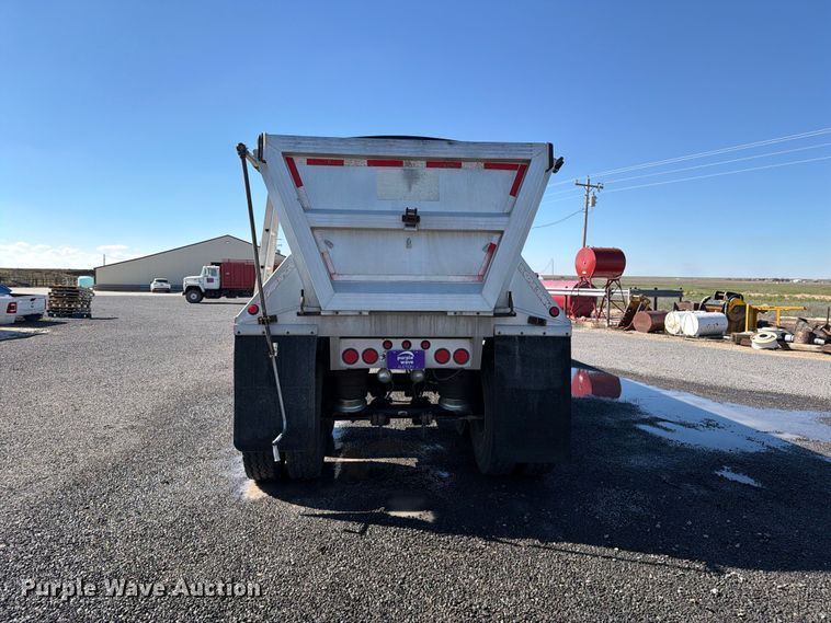 image for item DV8713 1994 Vantage SV96 end dump trailer