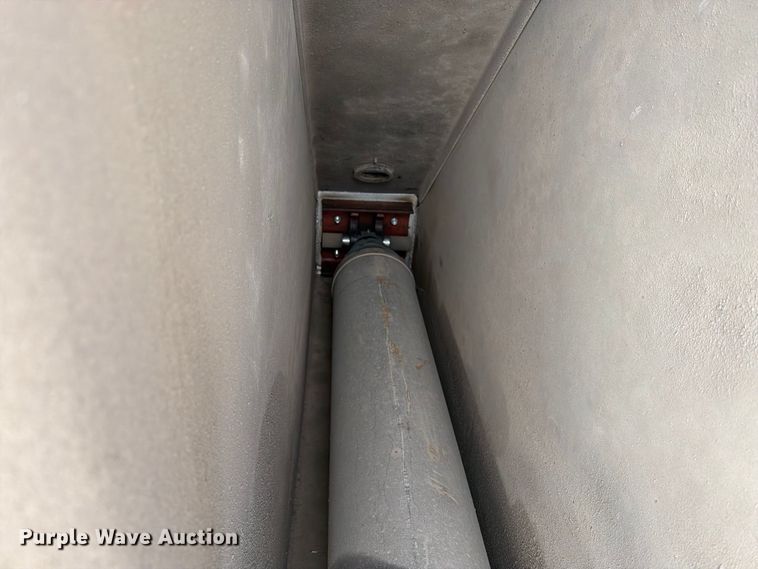 image for item DV8713 1994 Vantage SV96 end dump trailer