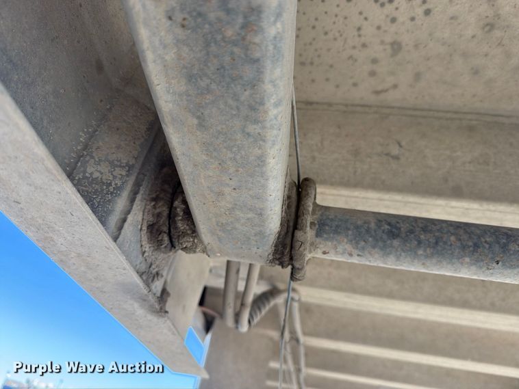 image for item DV8713 1994 Vantage SV96 end dump trailer