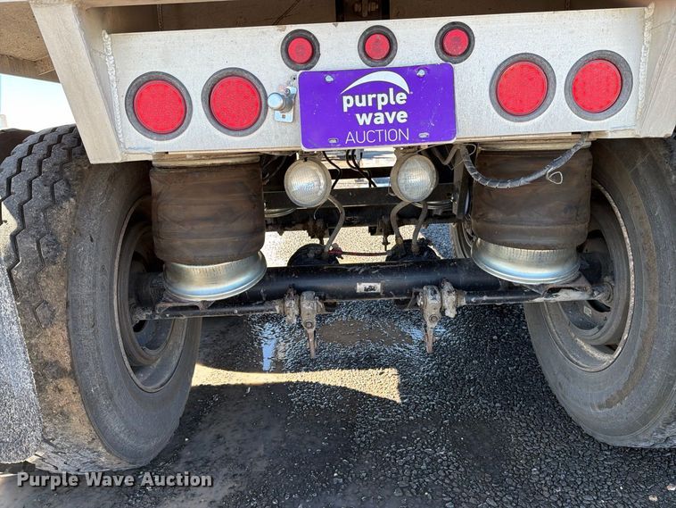 image for item DV8713 1994 Vantage SV96 end dump trailer