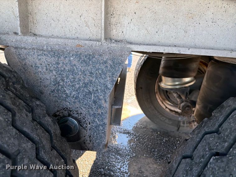 image for item DV8713 1994 Vantage SV96 end dump trailer