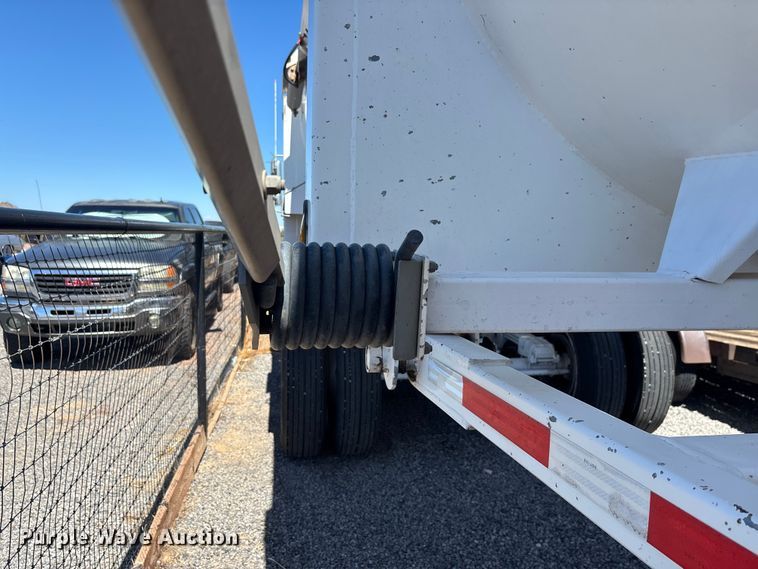image for item DW1308 2022 Intramet ED-36-FL end dump trailer