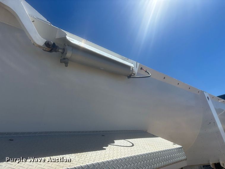 image for item DW1308 2022 Intramet ED-36-FL end dump trailer