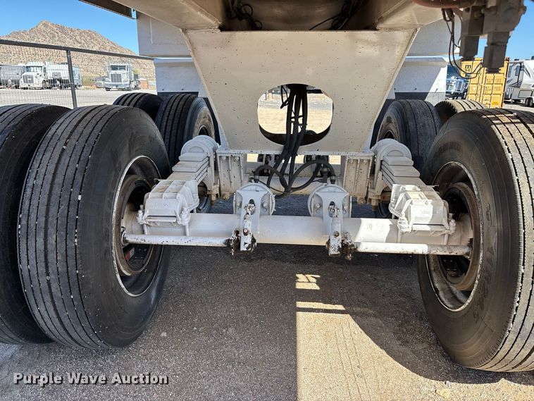 image for item DW1308 2022 Intramet ED-36-FL end dump trailer