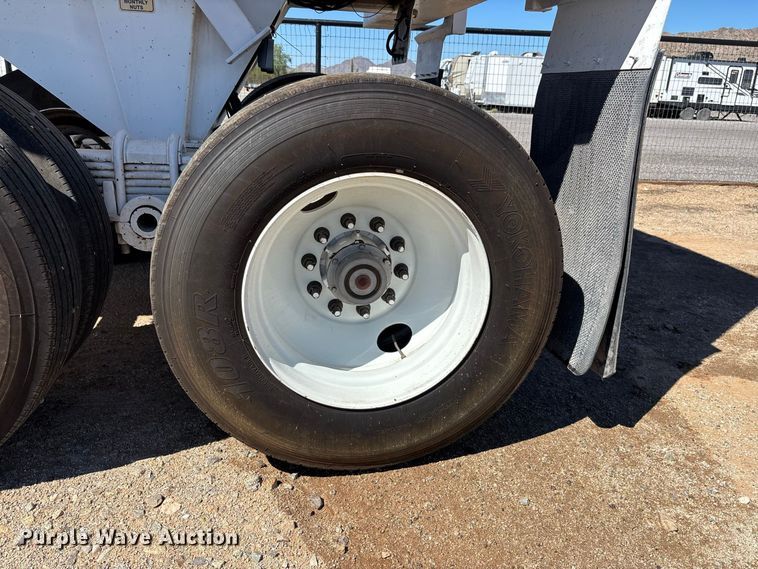 image for item DW1308 2022 Intramet ED-36-FL end dump trailer
