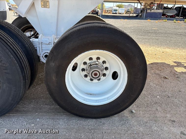 image for item DW1308 2022 Intramet ED-36-FL end dump trailer