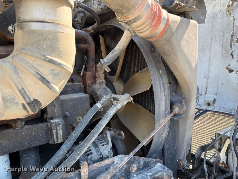 image for item DZ4708 2000 Kenworth T600 semi truck