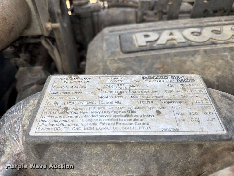 image for item EA0015 2015 Kenworth T680 semi truck