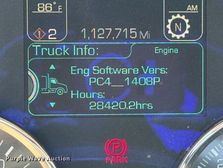 image for item EA0019 2015 Kenworth T680 semi truck