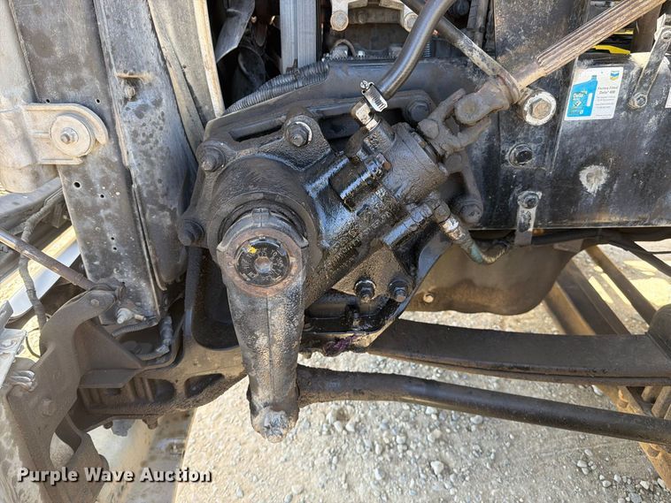 image for item EA0021 2015 Kenworth T680 semi truck