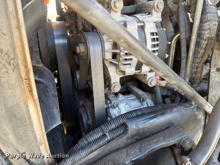 image for item EA0021 2015 Kenworth T680 semi truck