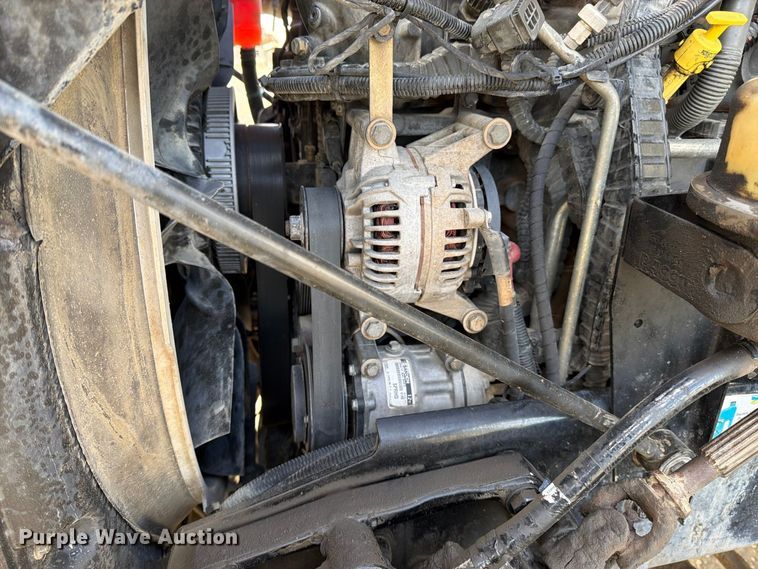 image for item EA0025 2015 Kenworth T680 semi truck