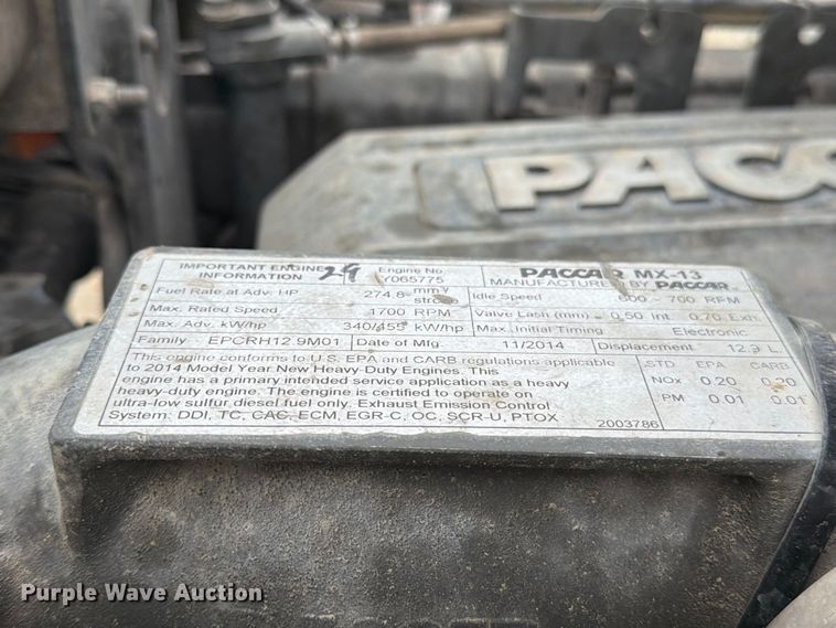 image for item EA0026 2015 Kenworth T680 semi truck