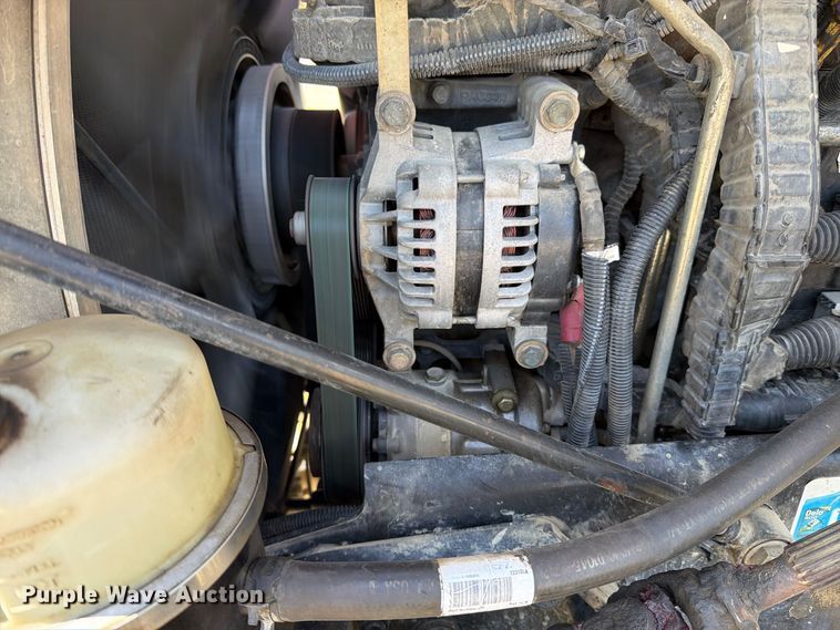 image for item EA0029 2015 Kenworth T680 semi truck
