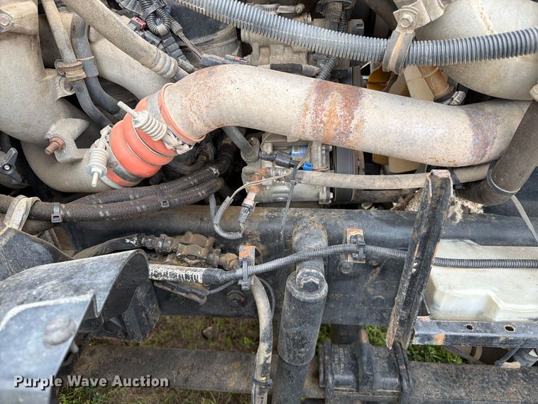 image for item EA0534 2013 International Lonestar semi truck