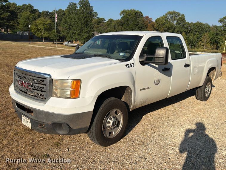 2012 GMC Sierra 2500HD Crew Cab pickup truck
