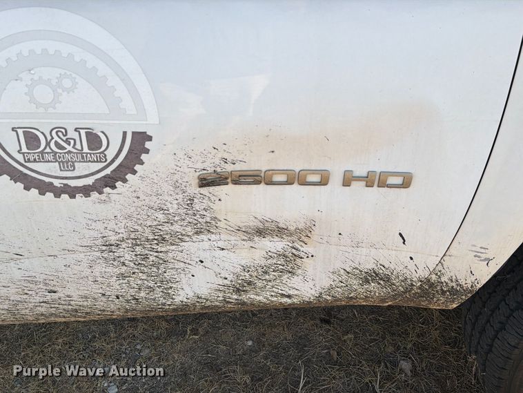 image for item EA7362 2012 GMC Sierra 2500HD Crew Cab pickup truck