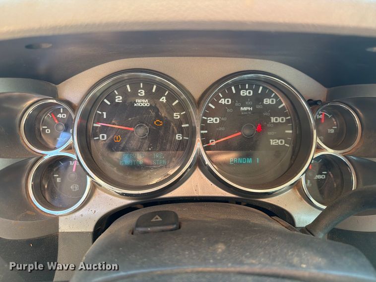 image for item EA7362 2012 GMC Sierra 2500HD Crew Cab pickup truck