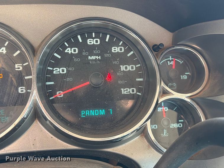 image for item EA7362 2012 GMC Sierra 2500HD Crew Cab pickup truck