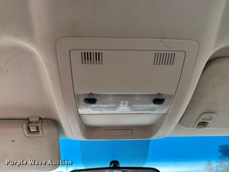 image for item EA7362 2012 GMC Sierra 2500HD Crew Cab pickup truck