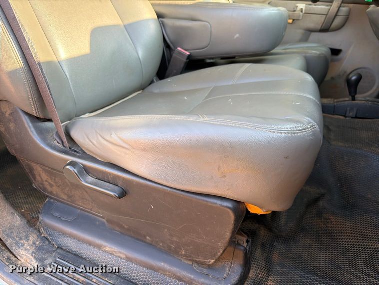image for item EA7362 2012 GMC Sierra 2500HD Crew Cab pickup truck