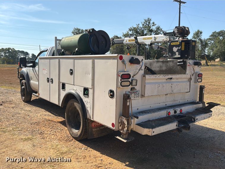 image for item EA7365 2013 Ford F550 Super Duty utility / service truck
