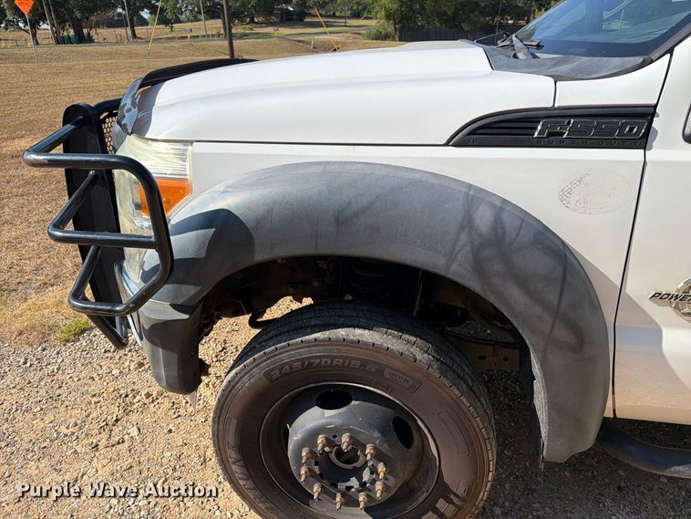 image for item EA7365 2013 Ford F550 Super Duty utility / service truck