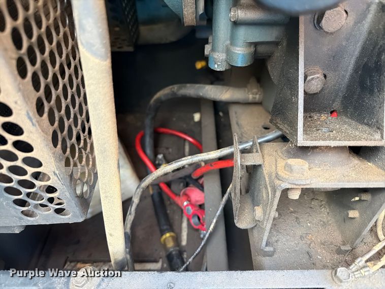 image for item EA7365 2013 Ford F550 Super Duty utility / service truck