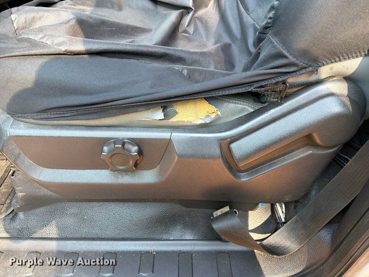 image for item EA7365 2013 Ford F550 Super Duty utility / service truck