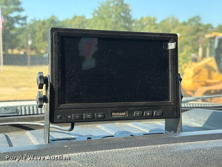 image for item EA7365 2013 Ford F550 Super Duty utility / service truck