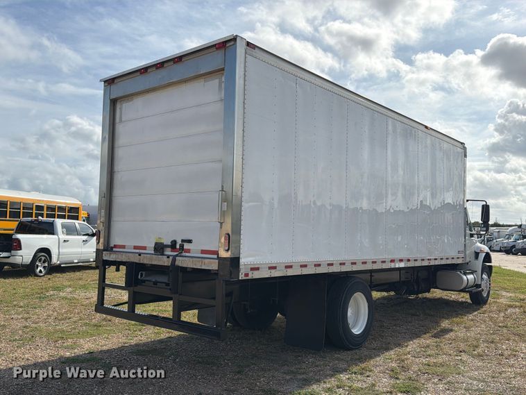 image for item EA7381 2019 International DuraStar 4300 refrigerated truck