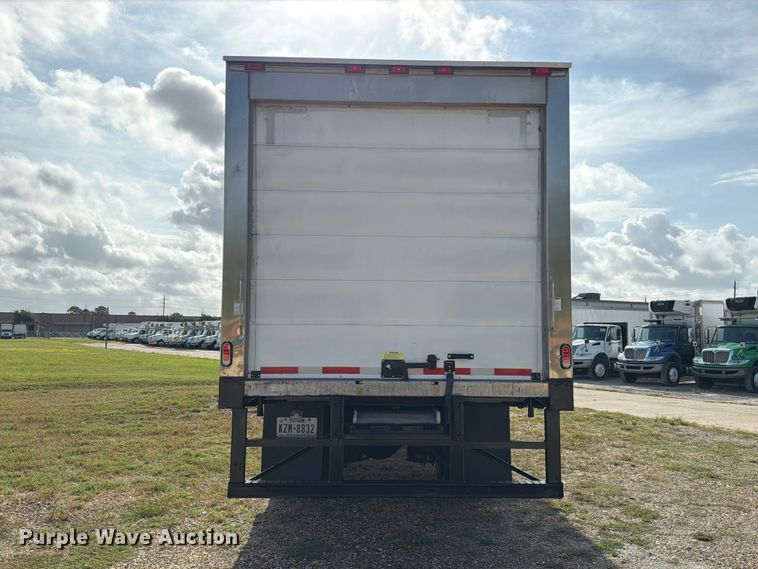 image for item EA7381 2019 International DuraStar 4300 refrigerated truck