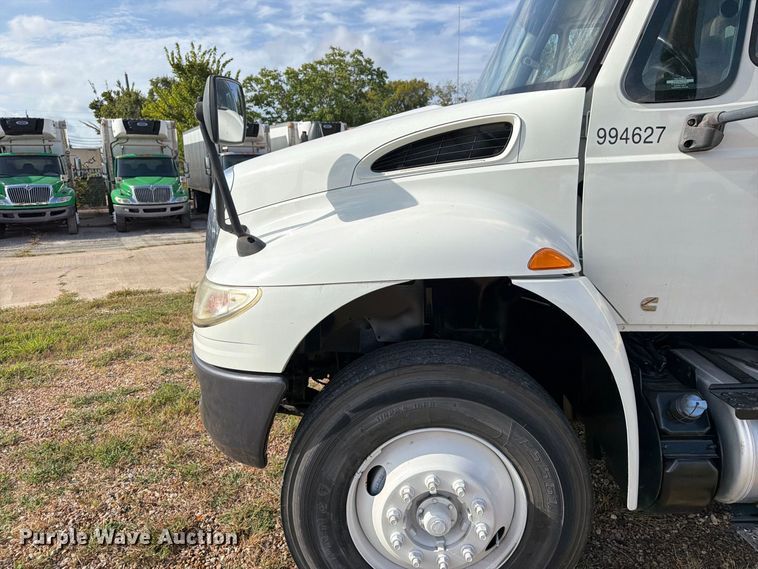 image for item EA7381 2019 International DuraStar 4300 refrigerated truck