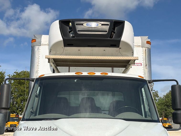 image for item EA7381 2019 International DuraStar 4300 refrigerated truck