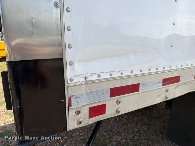 image for item EA7381 2019 International DuraStar 4300 refrigerated truck