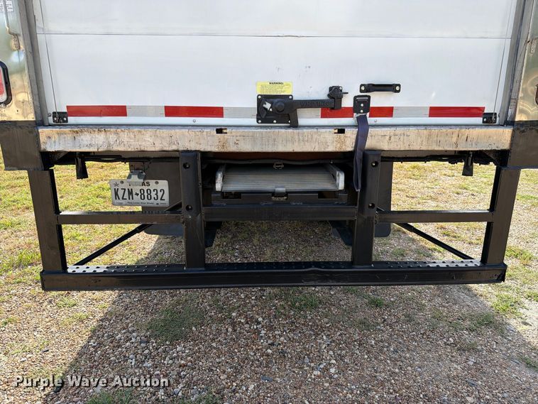 image for item EA7381 2019 International DuraStar 4300 refrigerated truck