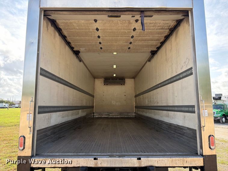 image for item EA7381 2019 International DuraStar 4300 refrigerated truck